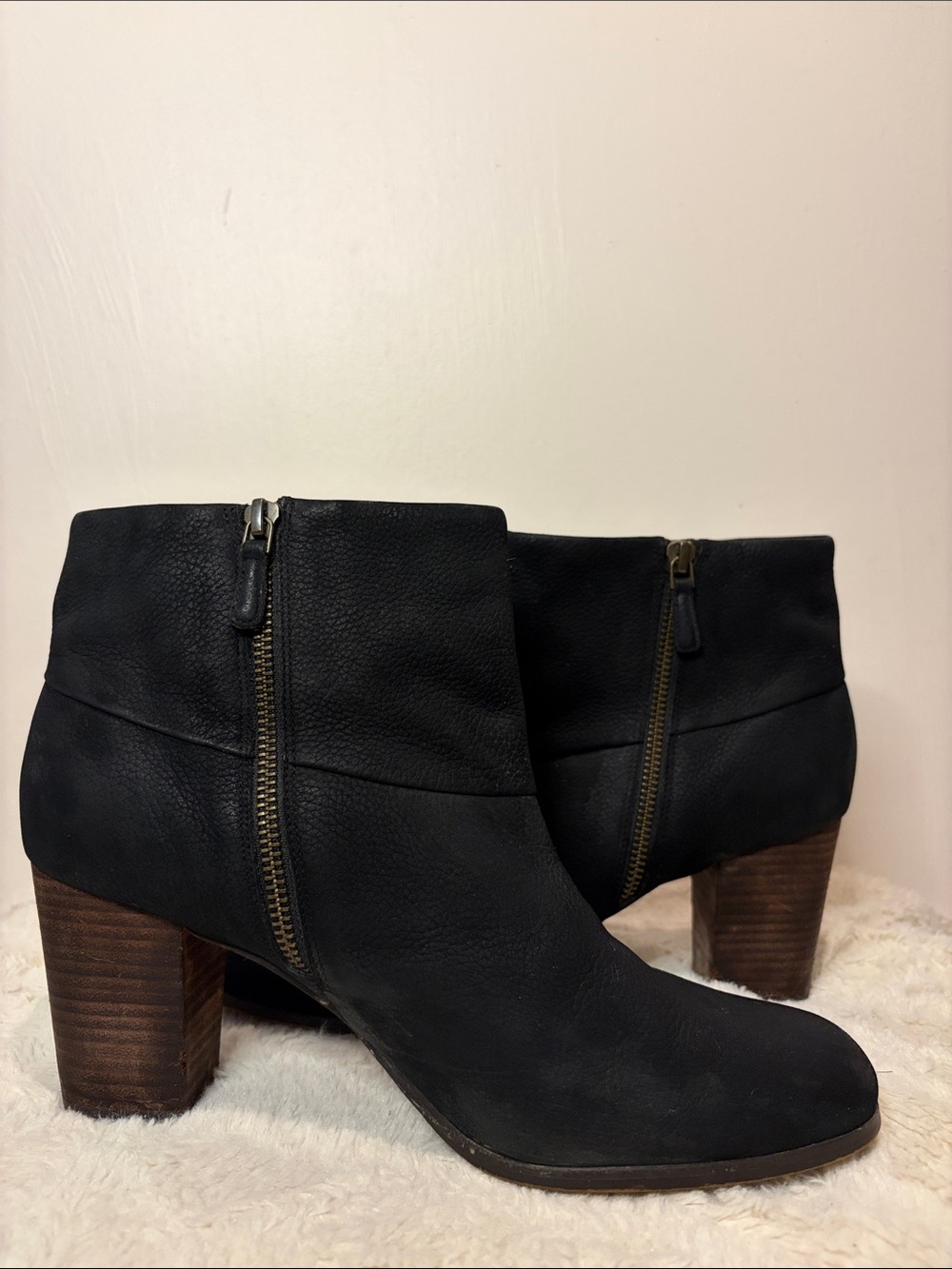 Nike Air x Cole Haan “Cassidy” Black Pebbled Leather Wedge Booties Size 10B